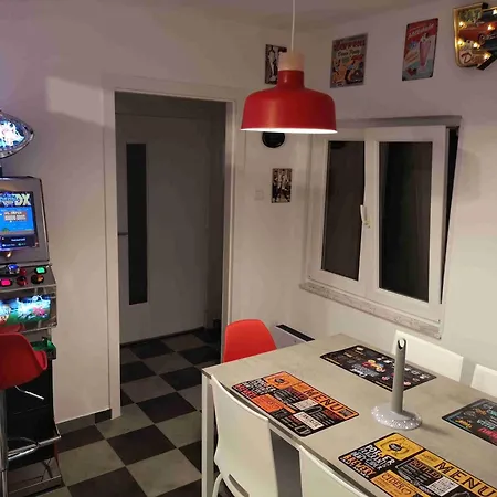 Studio Apartman American Graffiti Opatija Exterior photo